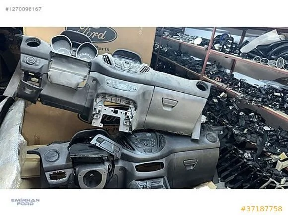 Ford Focus Çıkma Gösterge Paneli