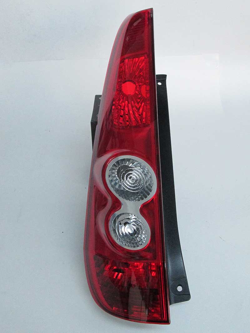 Ford Fiesta Çıkma Sağ Arka Stop