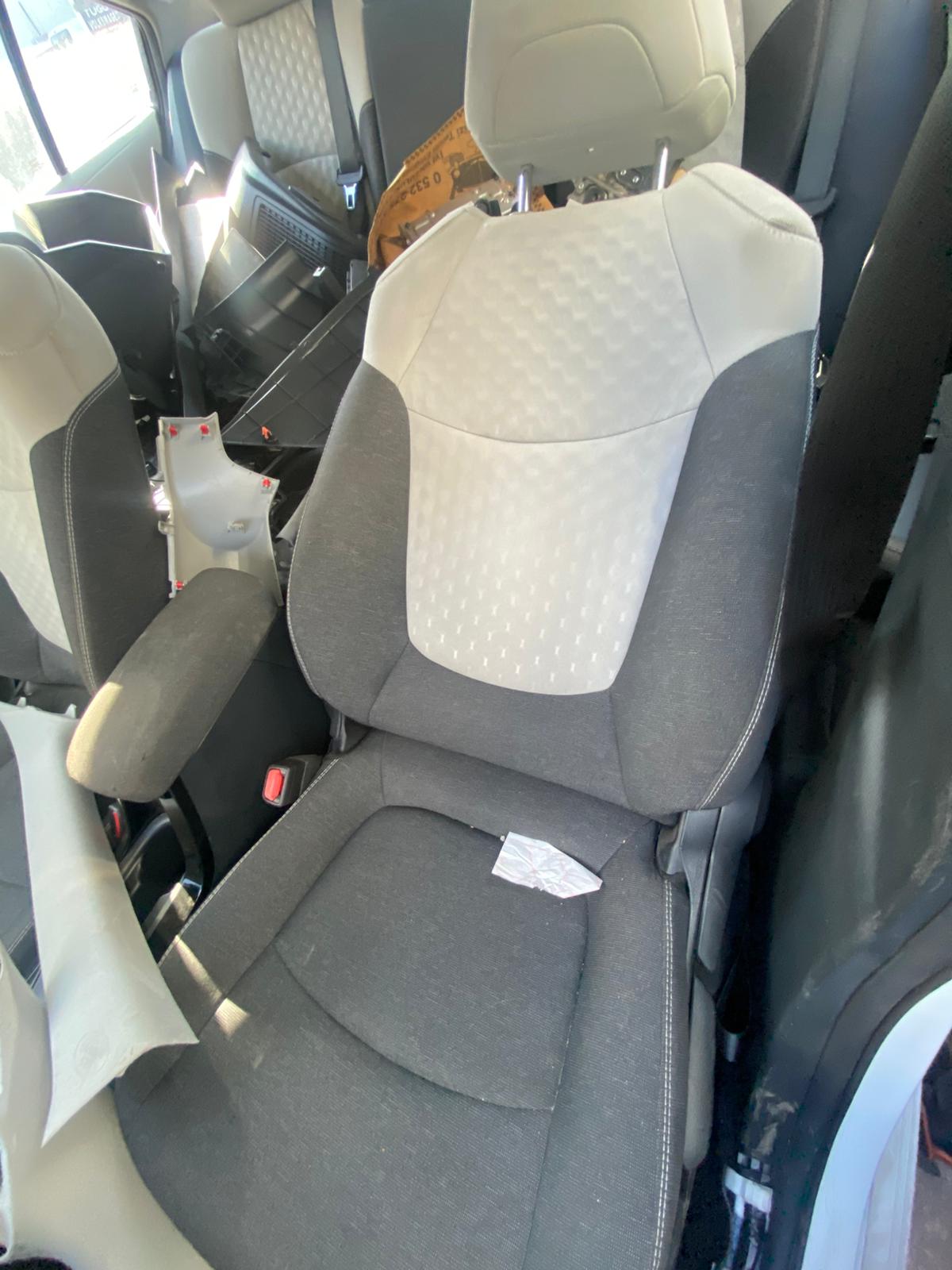 TOYOTA COROLLA KOLTUK TAKIMLARI ÇİFT RENK 2019-2023